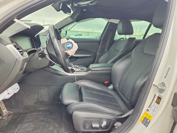 2022 BMW 330E