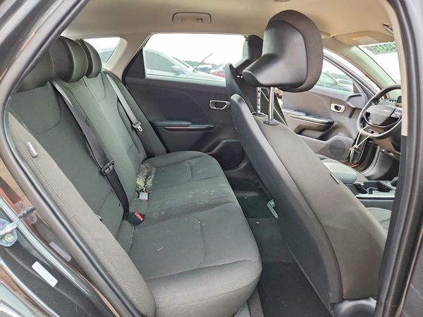2026 KIA K4 LX, LXS