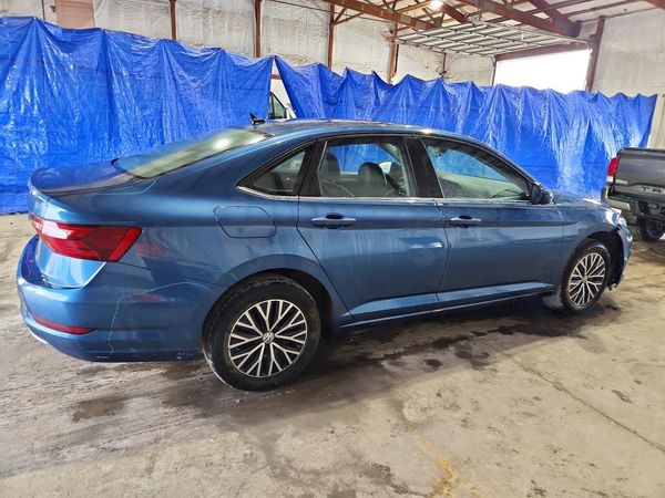 2021 VOLKSWAGEN JETTA S / SE / R-Line