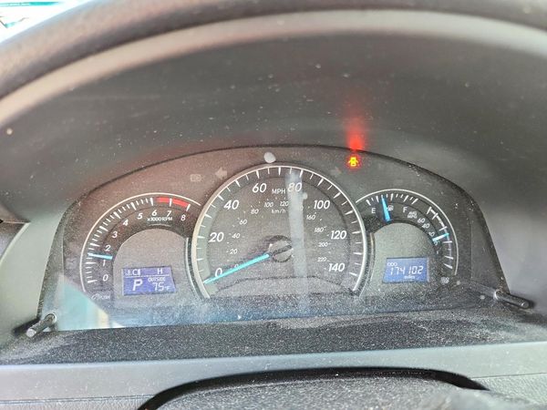2015 TOYOTA CAMRY