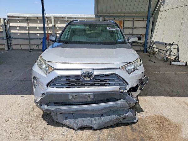 2019 TOYOTA RAV4 XLE Premium