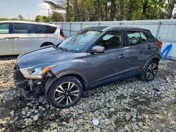 2019 NISSAN KICKS