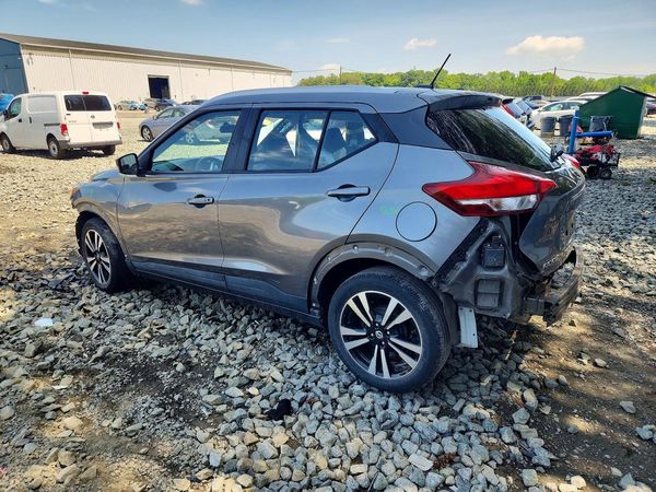 2019 NISSAN KICKS