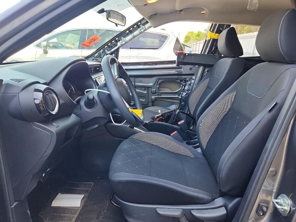 2019 NISSAN KICKS
