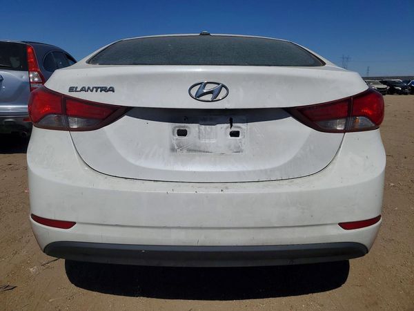 2016 HYUNDAI ELANTRA