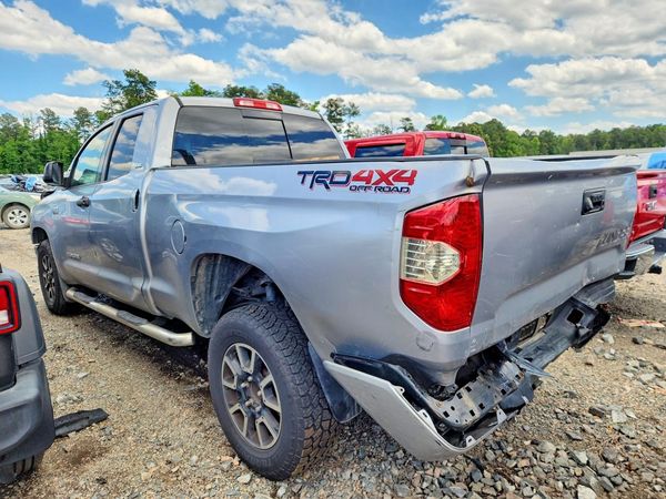 2018 TOYOTA TUNDRA SR/SR5