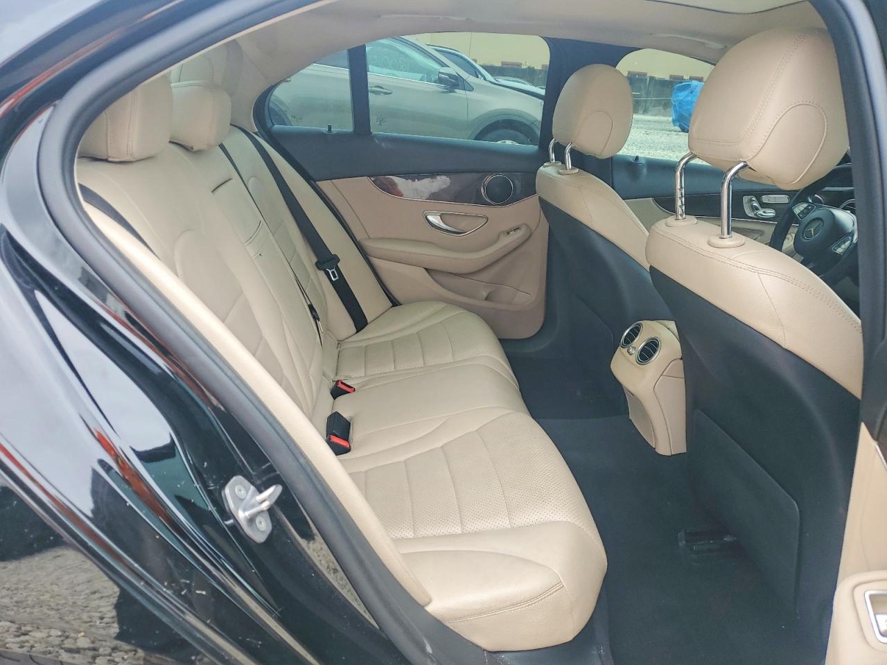 2018 MERCEDES-BENZ C C300