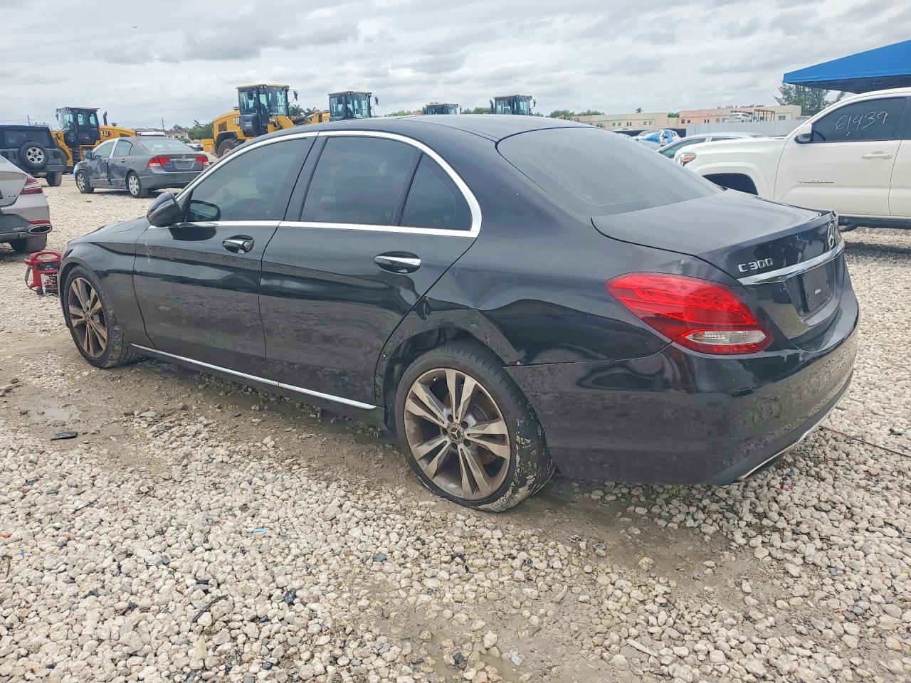 2018 MERCEDES-BENZ C C300