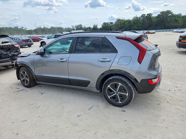 2023 KIA NIRO