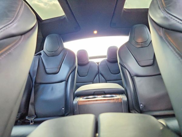 2017 TESLA MODEL X