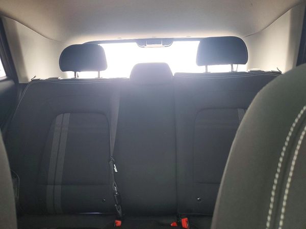 2025 HYUNDAI VENUE SEL, Limited
