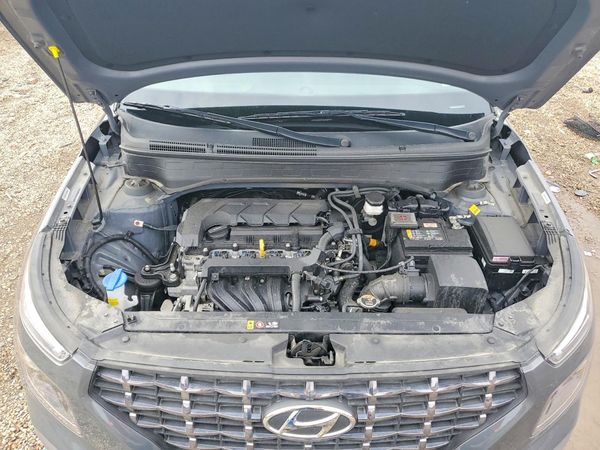 2025 HYUNDAI VENUE SEL, Limited