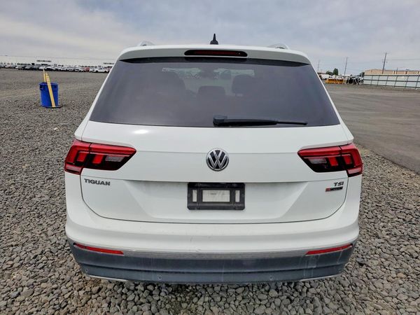2018 VOLKSWAGEN TIGUAN 4Motion SEL Premium