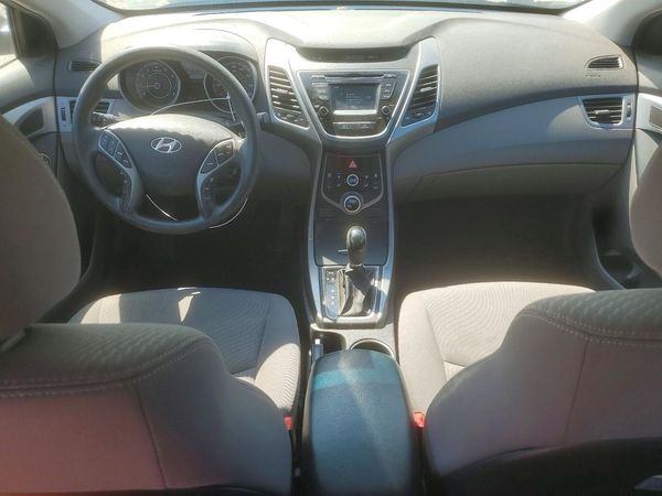 2015 HYUNDAI ELANTRA GLS(Middle)