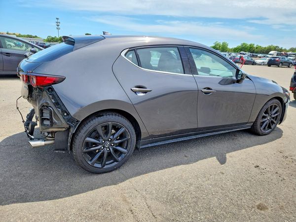 2019 MAZDA 3