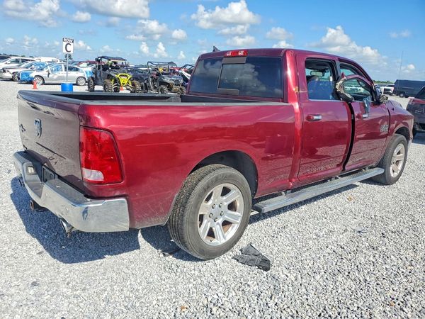 2017 RAM 1500 SLT