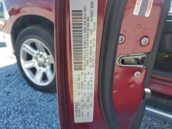 2017 RAM 1500 SLT