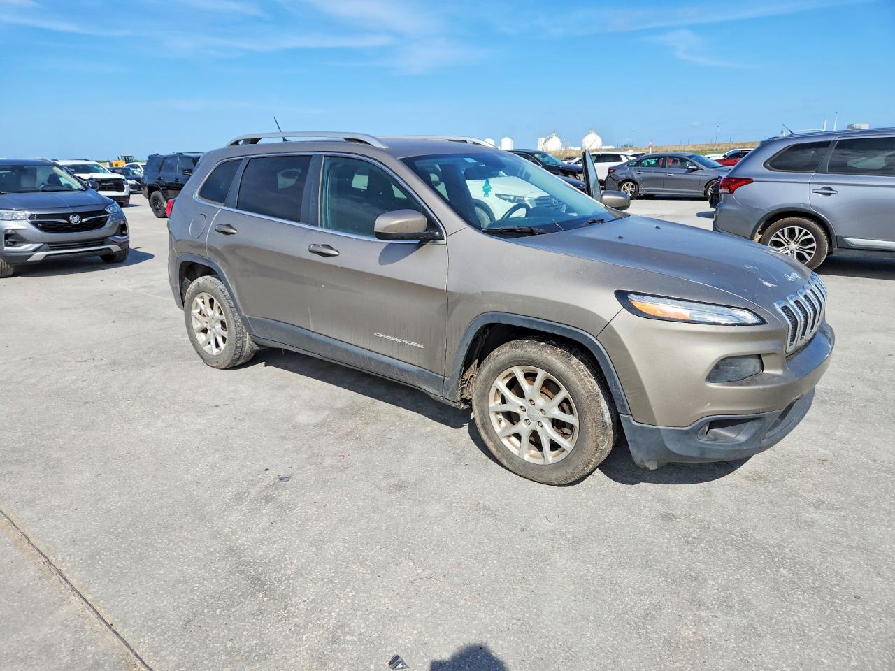 2017 JEEP CHEROKEE LATITUDE FWD