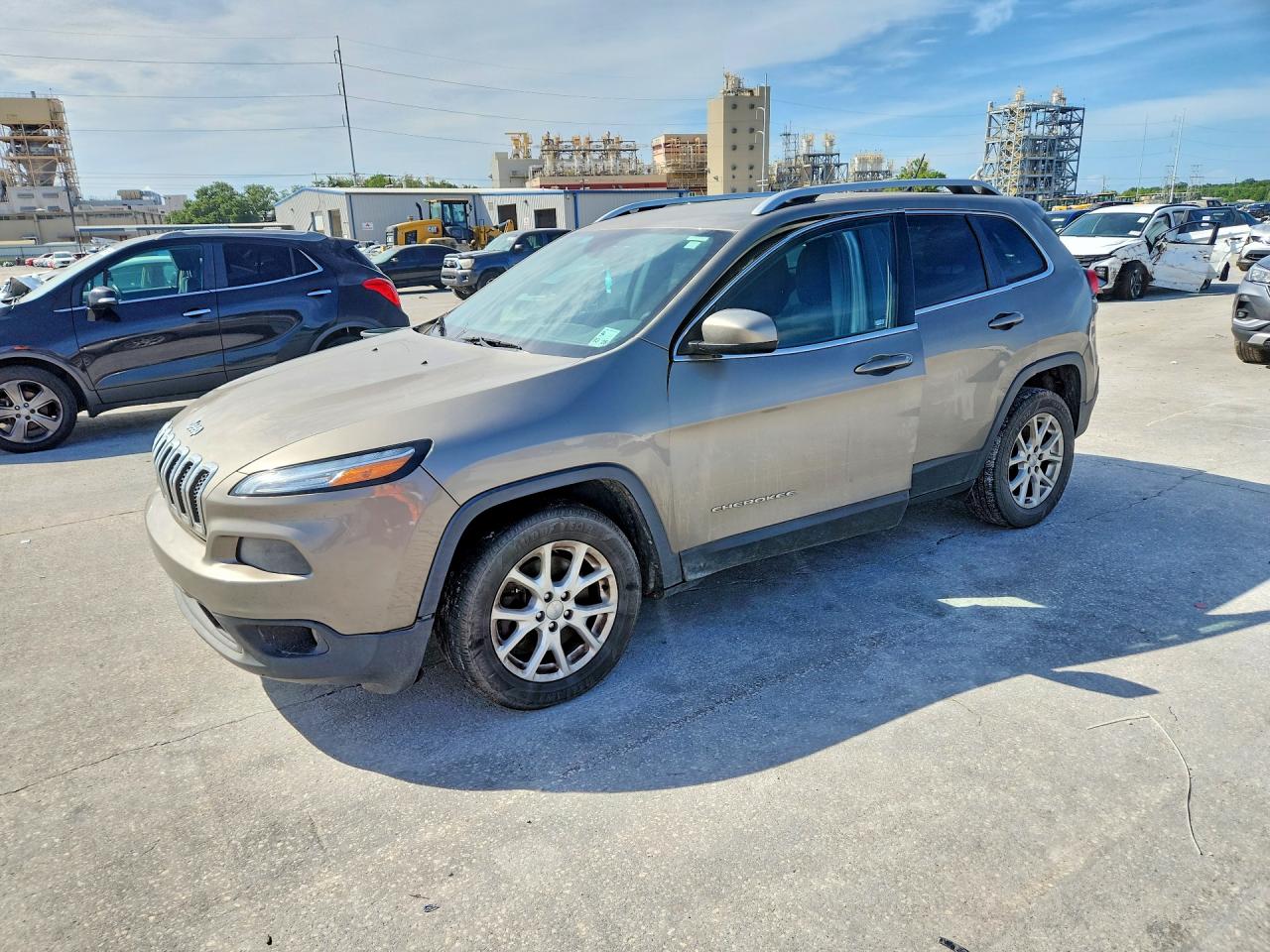 2017 JEEP CHEROKEE LATITUDE FWD