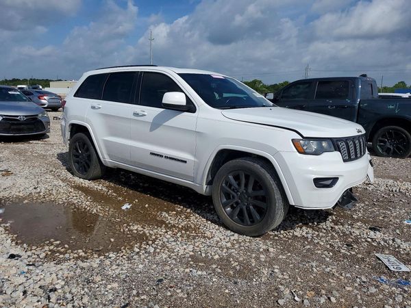 2020 JEEP GRAND CHEROKEE LAREDO 4X2