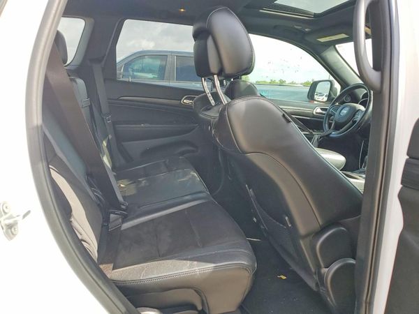 2020 JEEP GRAND CHEROKEE LAREDO 4X2
