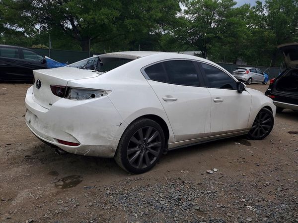 2023 MAZDA 3 Select Package