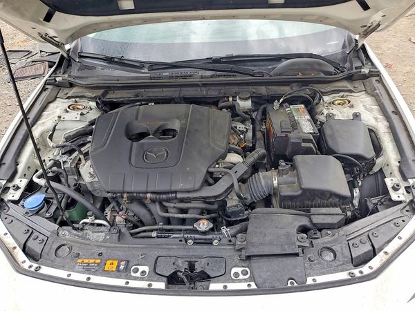 2023 MAZDA 3 Select Package