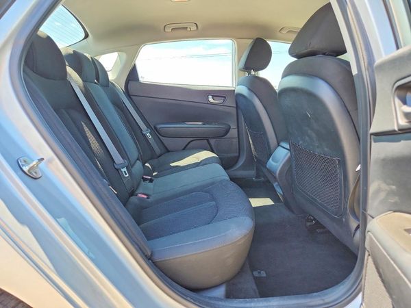 2019 KIA OPTIMA LX, S