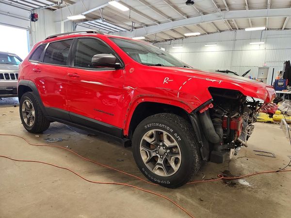 2019 JEEP CHEROKEE TRAILHAWK 4X4