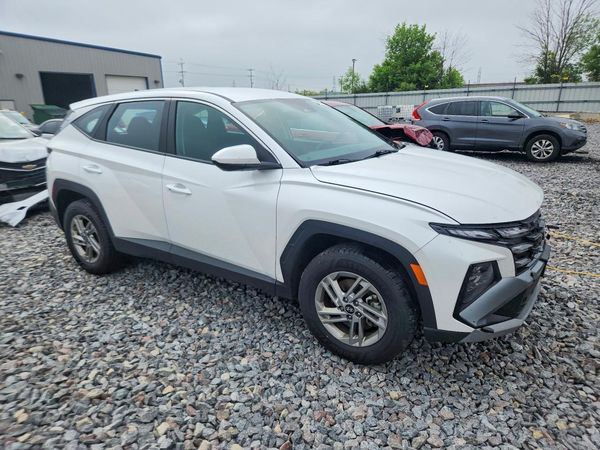 2025 HYUNDAI TUCSON SE