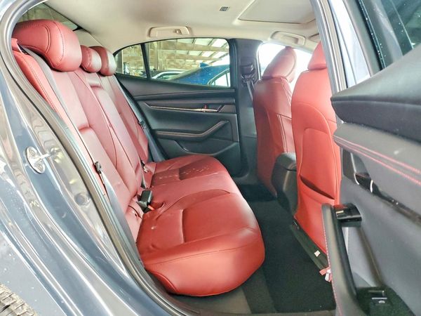 2025 MAZDA 3 Preferred Package