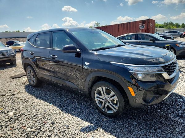 2022 KIA SELTOS LX