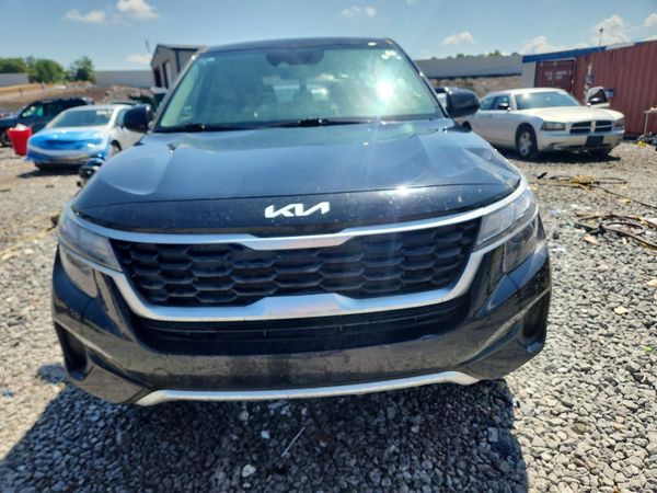 2022 KIA SELTOS LX