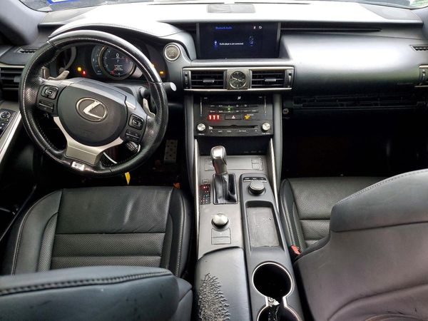 2017 LEXUS IS 200t