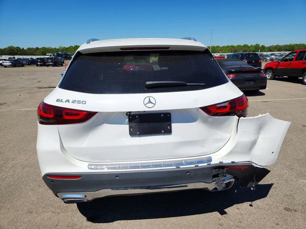 2021 MERCEDES-BENZ GLA GLA250-4M