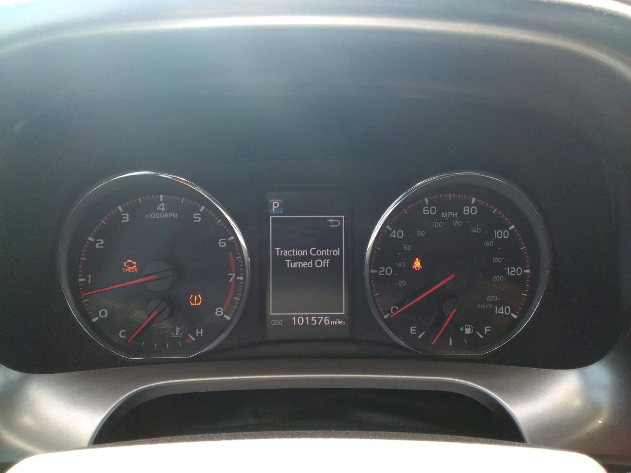 2018 TOYOTA RAV4 SE