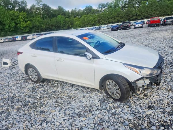 2022 HYUNDAI ACCENT SE, SEL