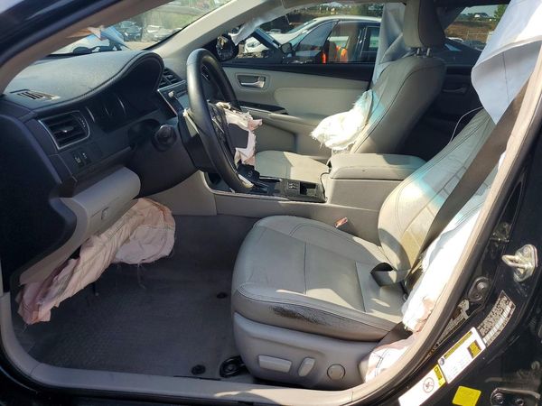 2017 TOYOTA CAMRY