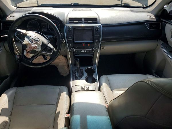 2017 TOYOTA CAMRY