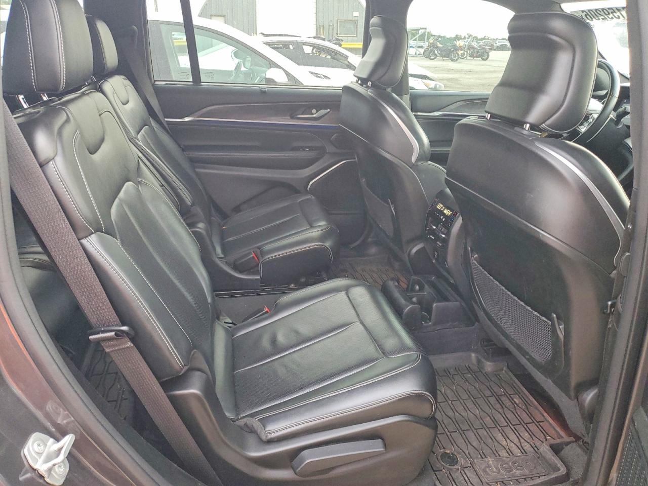 2023 JEEP GRAND CHEROKEE L OVERLAND 4X4