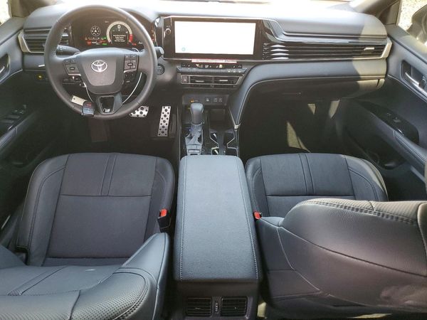 2026 TOYOTA CAMRY