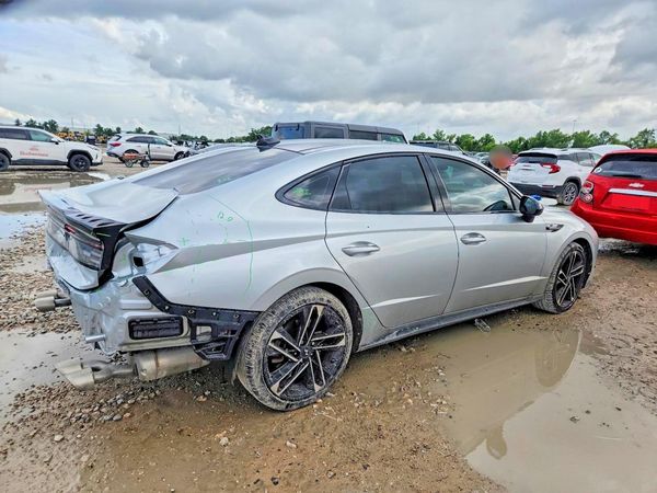 2025 HYUNDAI SONATA
