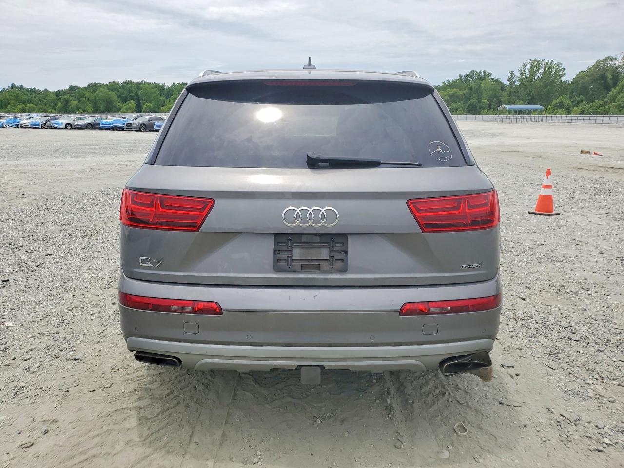 2018 AUDI Q7 quattro Premium Plus