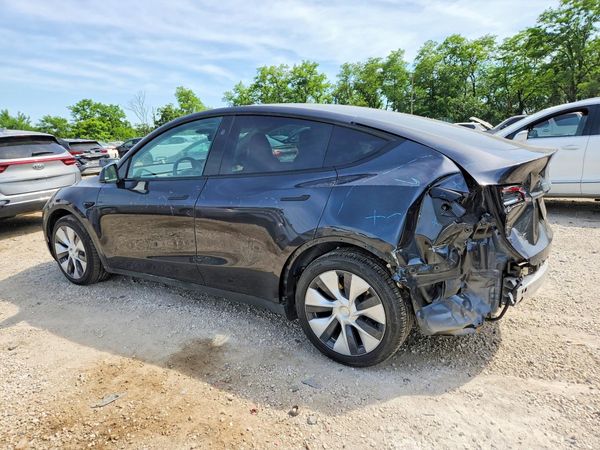 2024 TESLA MODEL Y