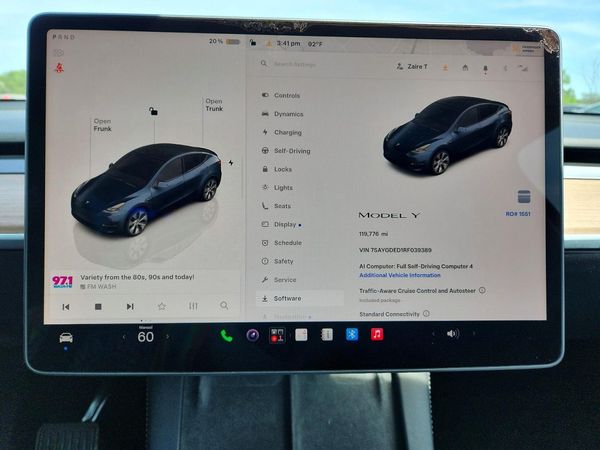 2024 TESLA MODEL Y