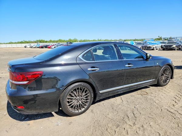 2017 LEXUS LS 460