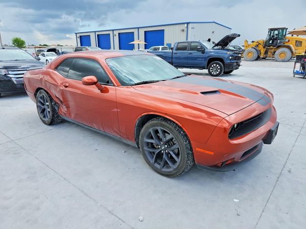 2021 DODGE CHALLENGER SXT