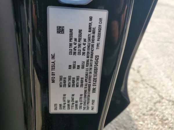 2025 TESLA MODEL 3