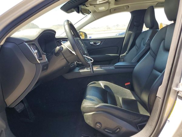 2024 VOLVO S60 Plus Dark