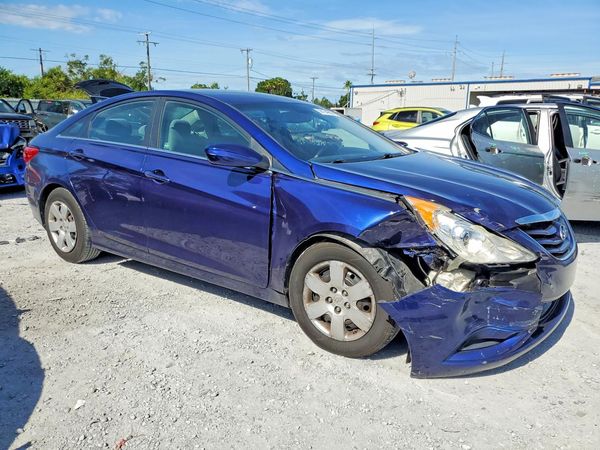 2012 HYUNDAI SONATA